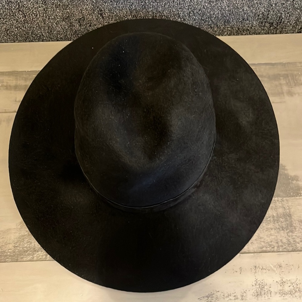 Janessa Leone Hat